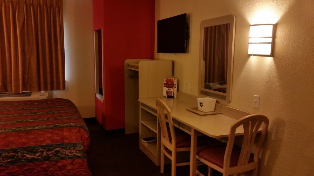 6 Humble, Tx - Houston International Airport 2* Humble