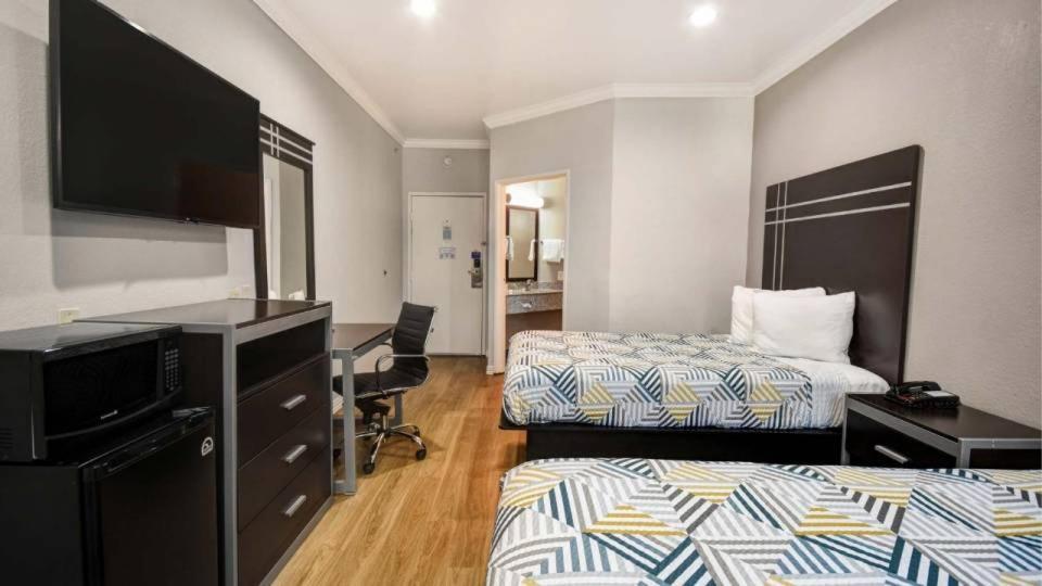 6 Humble, Tx - Houston International Airport 4*